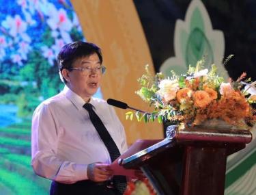 Ông Nguyễn Văn Chương, Phó Chủ tịch UBND tỉnh, Trưởng BCĐ xây dựng XHHT&PCGD tỉnh Hòa Bình
